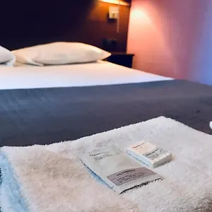** Hotel Des Ambassadeurs France
